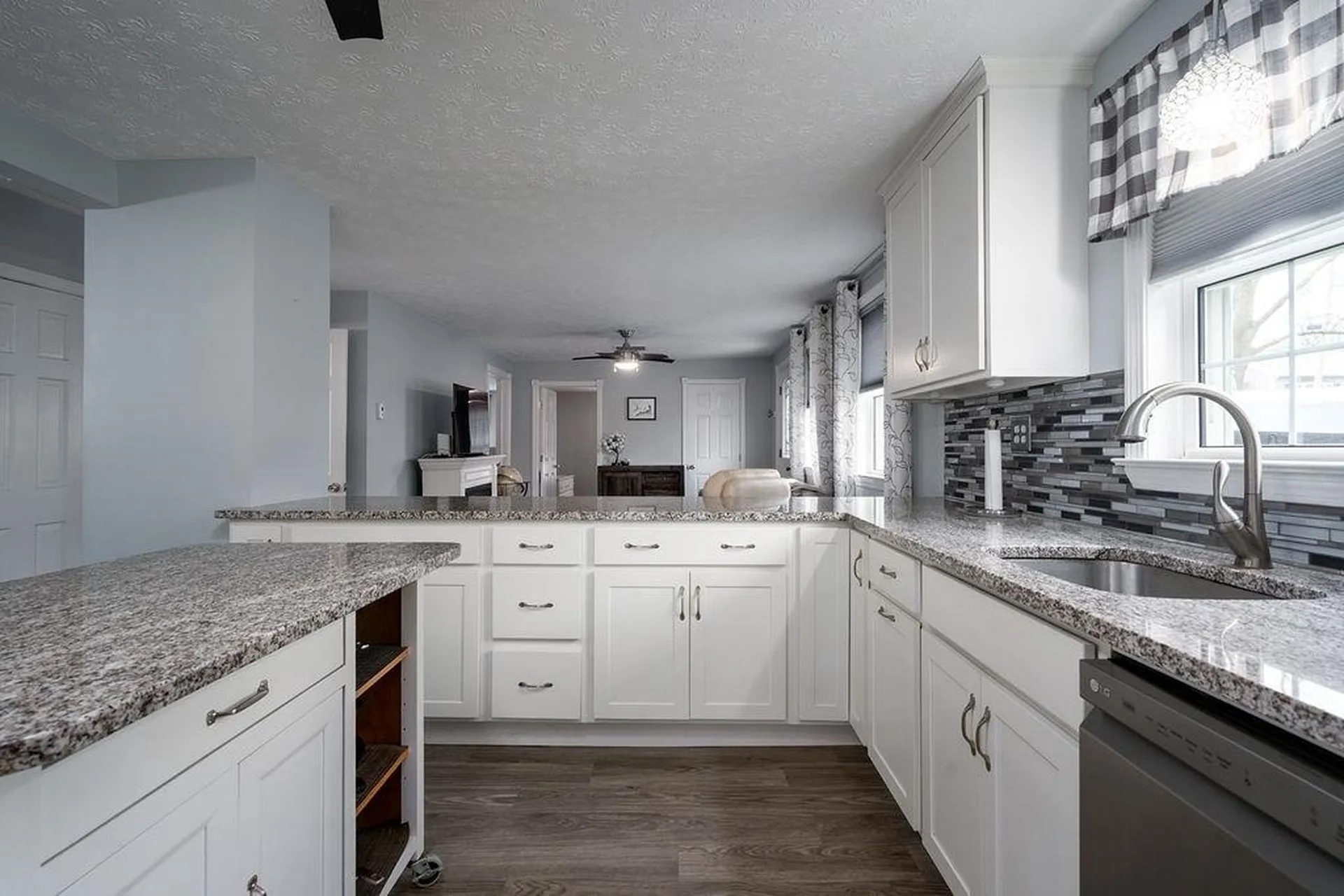 342 Delaware Avenue Manchester NH 03104