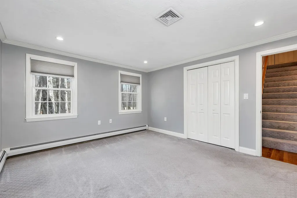 89 Countryside Drive Gilford NH 03249