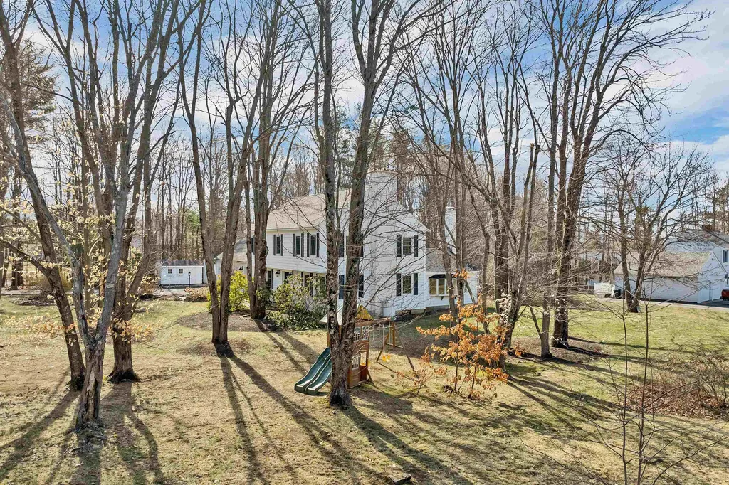 89 Countryside Drive Gilford NH 03249