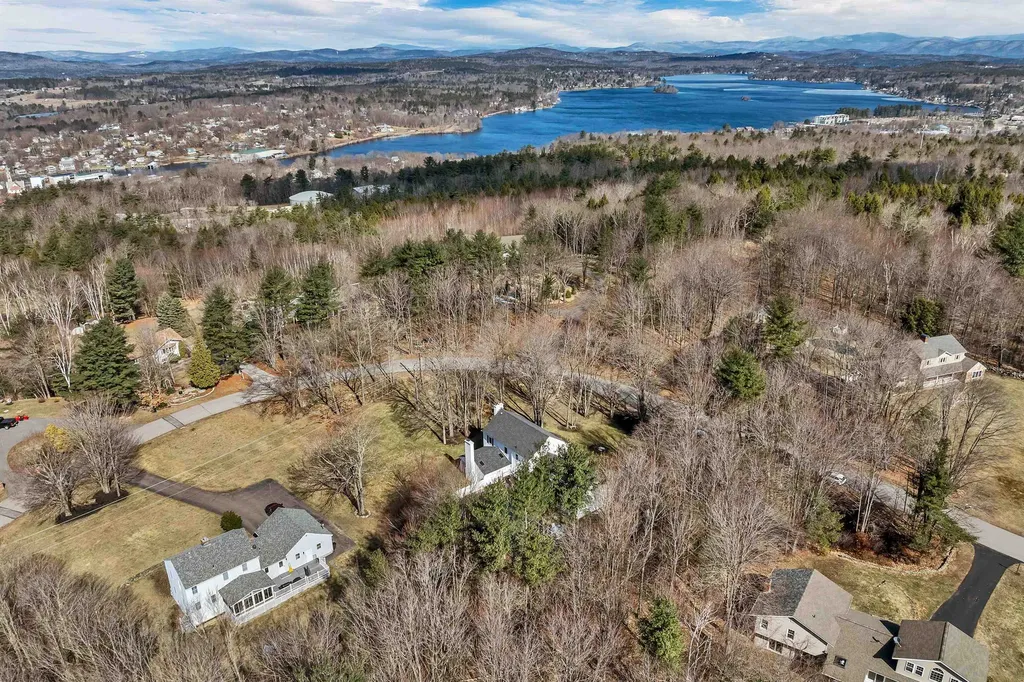 89 Countryside Drive Gilford NH 03249