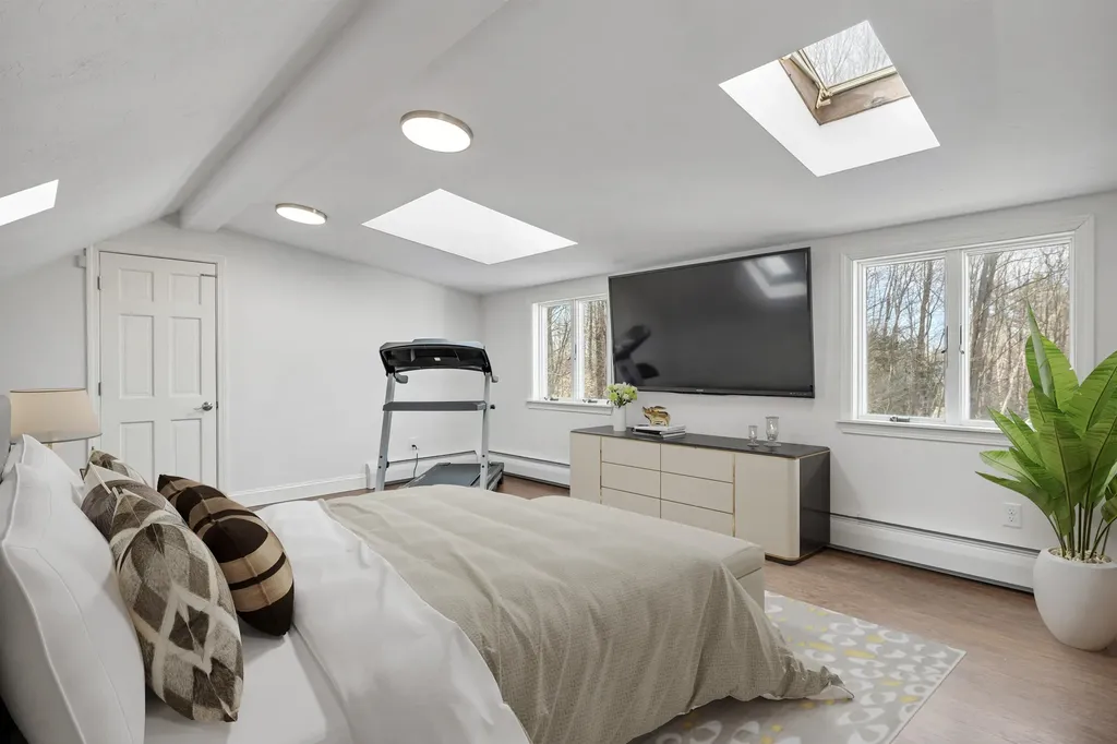 89 Countryside Drive Gilford NH 03249