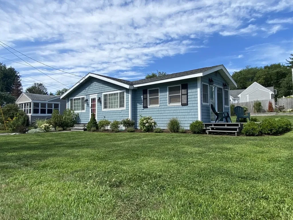 6 Willow Lane Hampton NH 03842