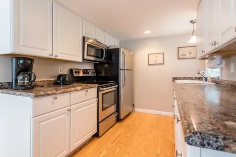6 Willow Lane Hampton NH 03842