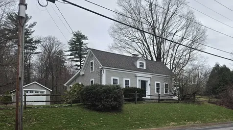 1 Amesbury Road Newton NH 03858