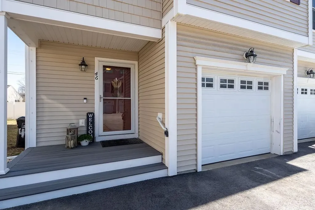 46 Cranberry Way Manchester NH 03019