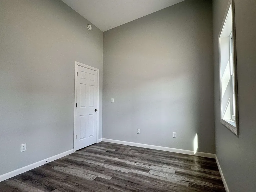 73 Pond Street Newport City VT 05855