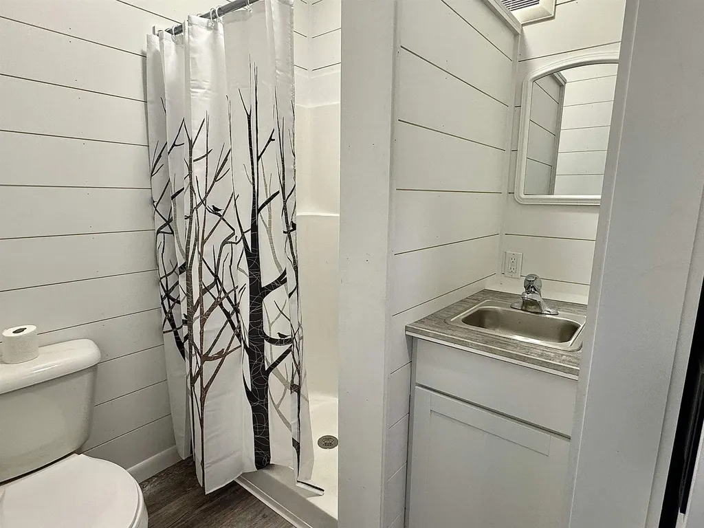 73 Pond Street Newport City VT 05855