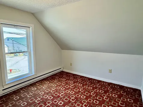 73 Pond Street Newport City VT 05855