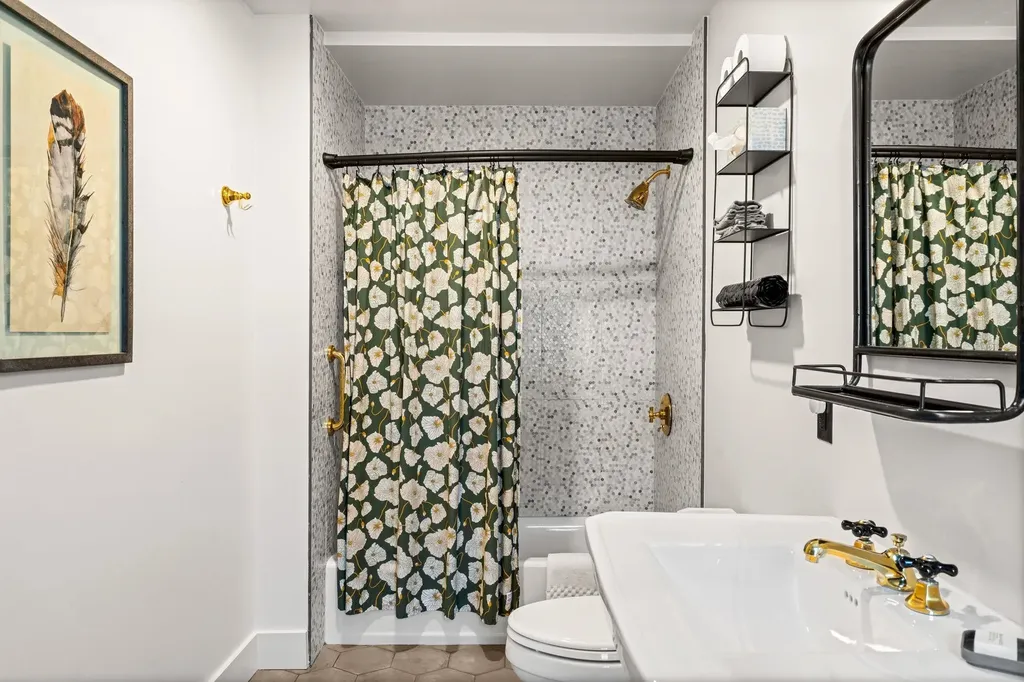 409 The Hill Portsmouth NH 03801