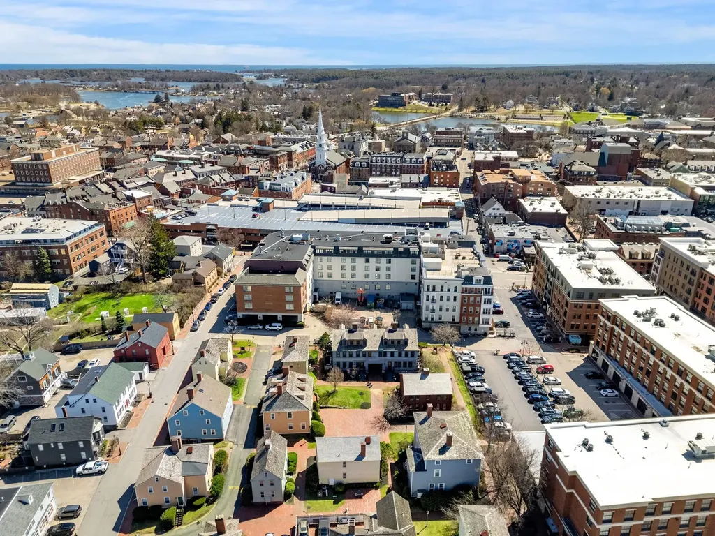 409 The Hill Portsmouth NH 03801