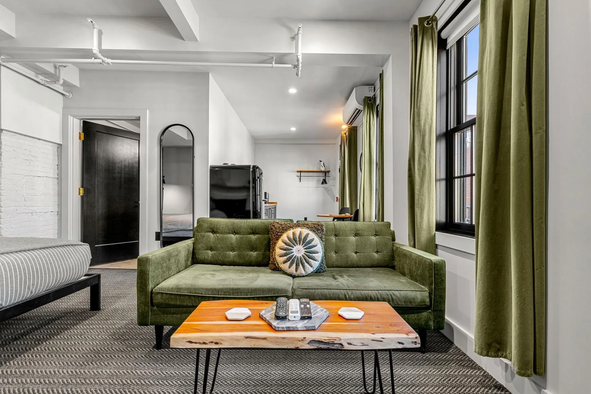 409 The Hill Portsmouth NH 03801