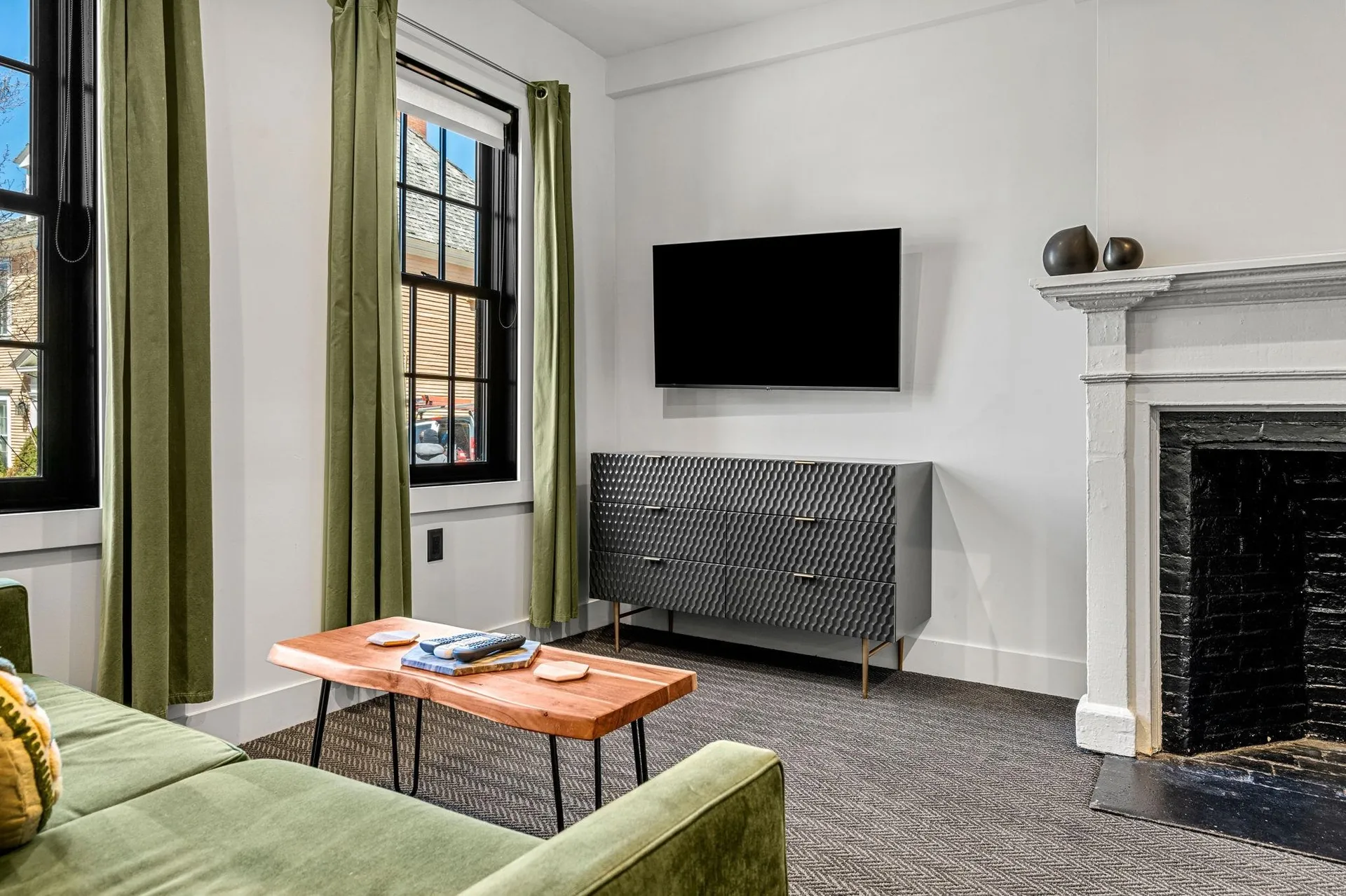 409 The Hill Portsmouth NH 03801