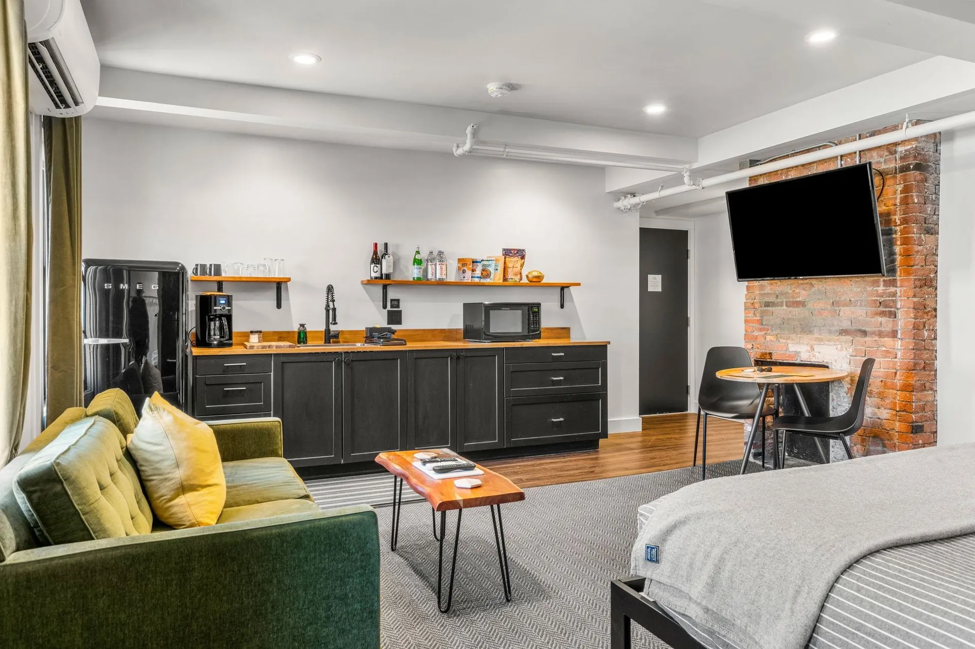 409 The Hill Portsmouth NH 03801