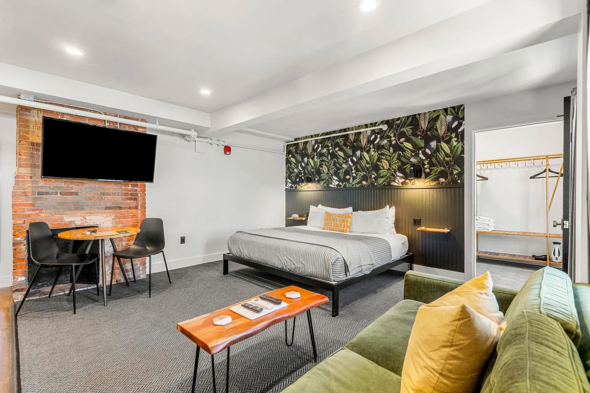 409 The Hill Portsmouth NH 03801