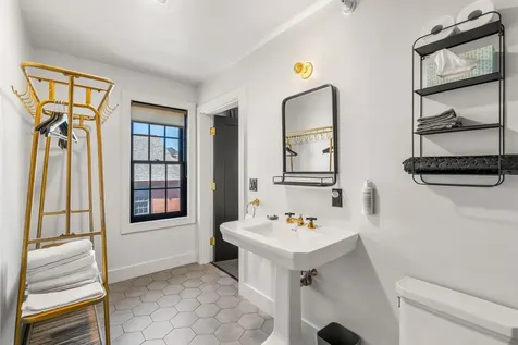 409 The Hill Portsmouth NH 03801