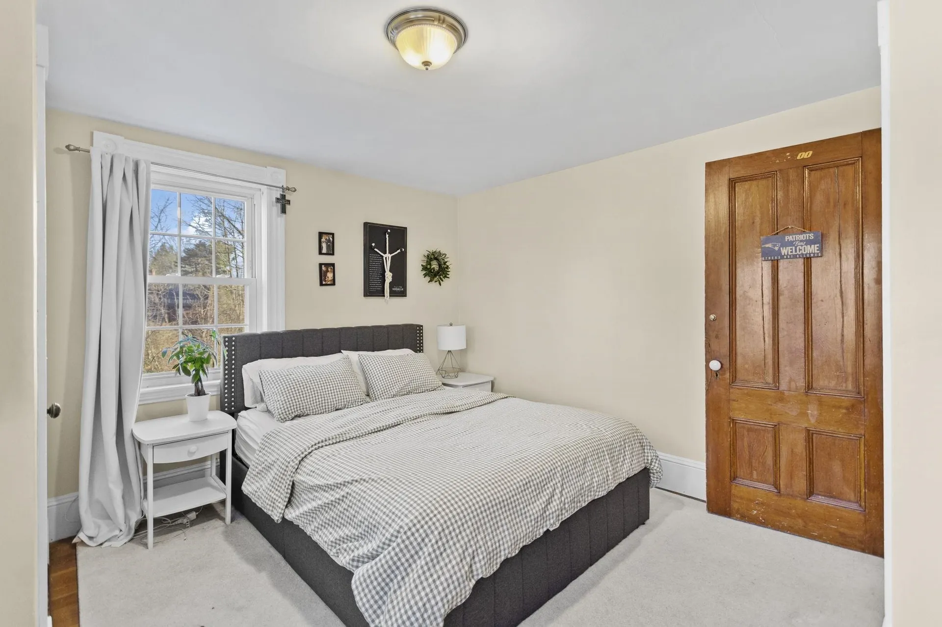 121 South Road East Kingston NH 03827