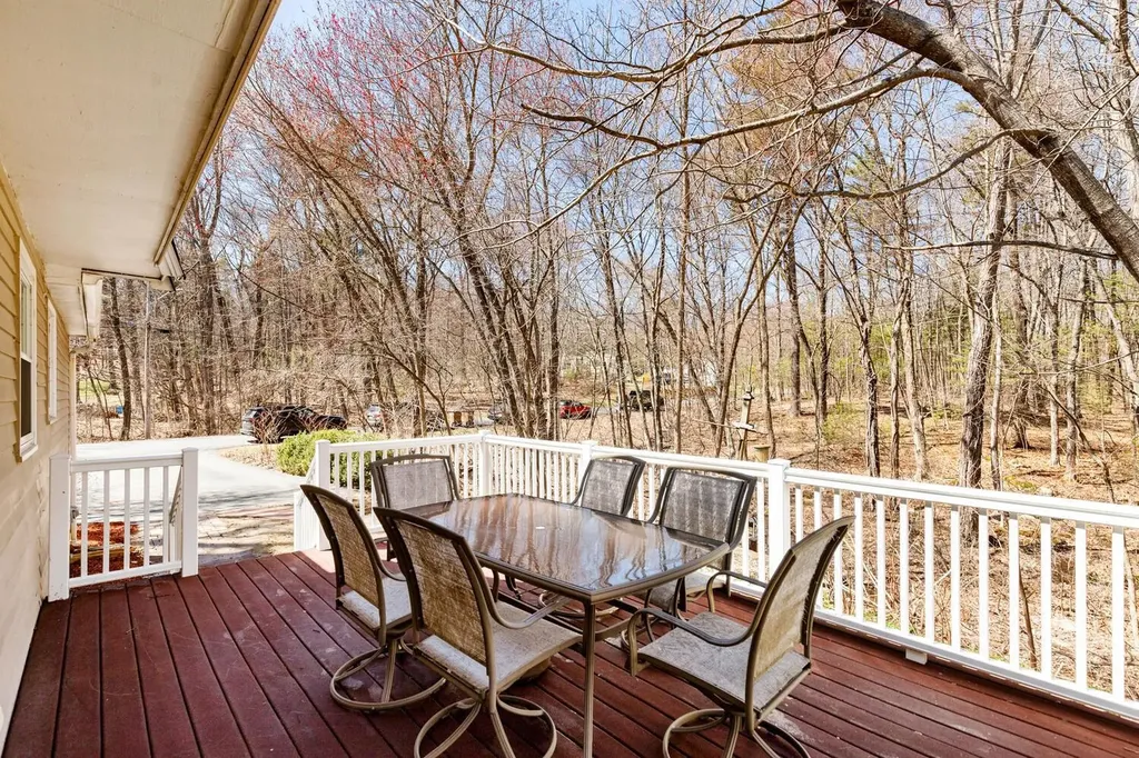 49 Academy Avenue Atkinson NH 03811