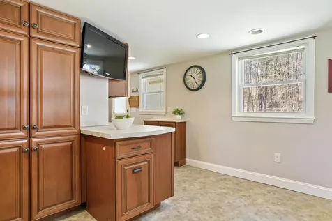 322 Boston Post Road Amherst NH 03031