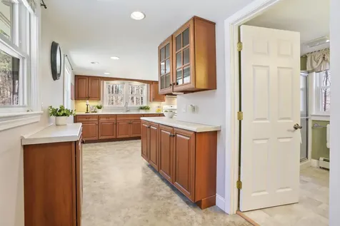 322 Boston Post Road Amherst NH 03031