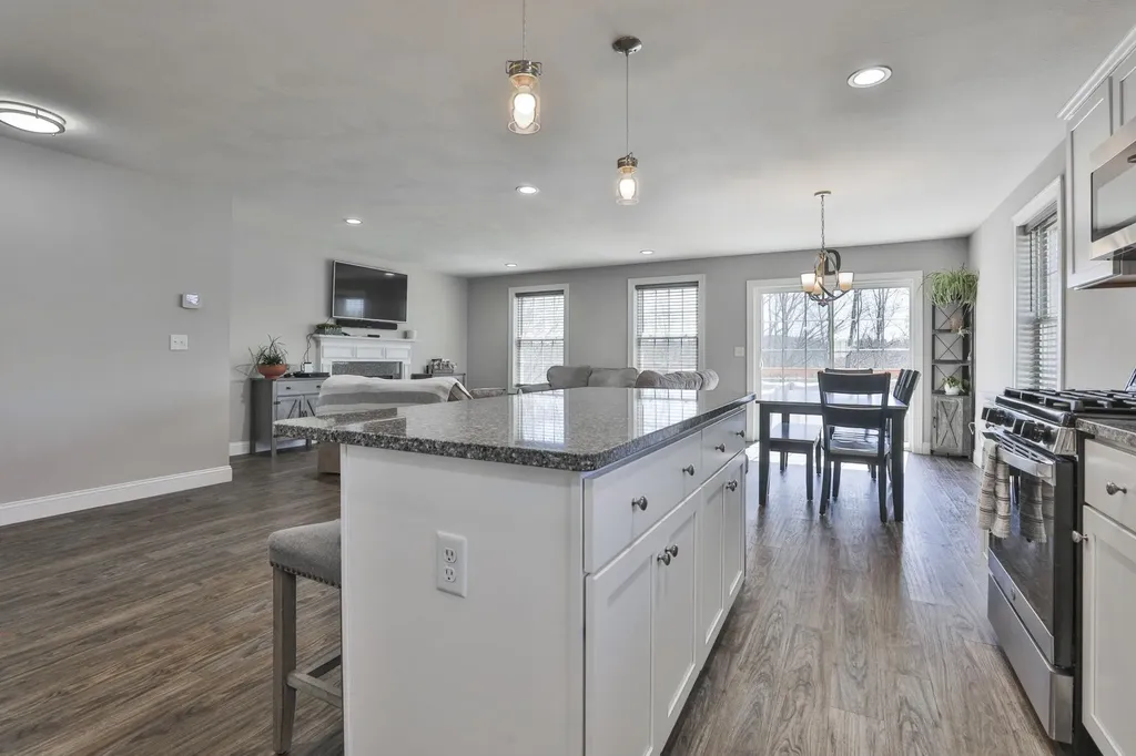 36b Terraceview Drive Hudson NH 03051