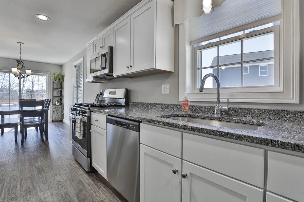 36b Terraceview Drive Hudson NH 03051