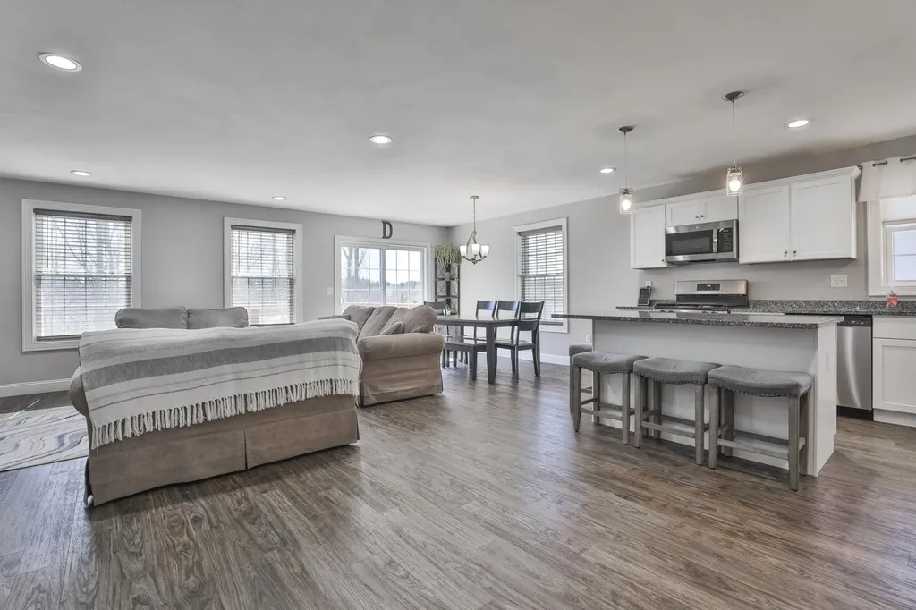 36b Terraceview Drive Hudson NH 03051