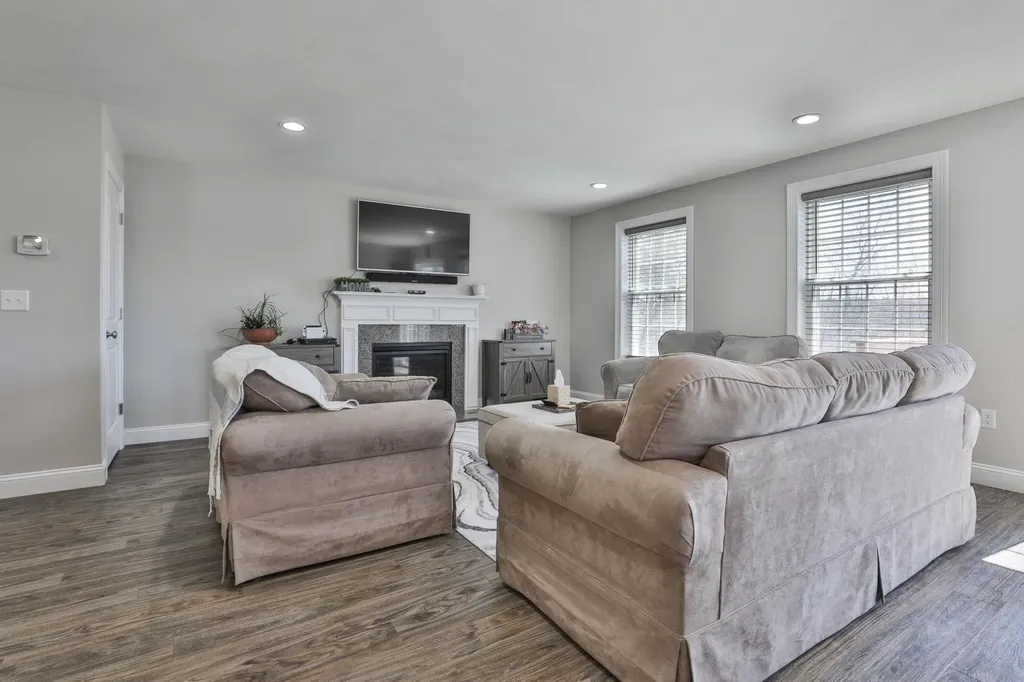 36b Terraceview Drive Hudson NH 03051