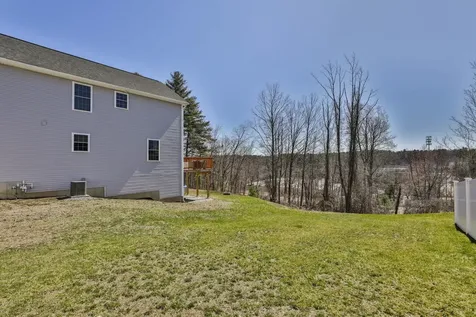 36b Terraceview Drive Hudson NH 03051