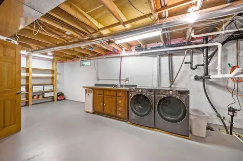 2067 Music Mountain Road Stockbridge VT 05772