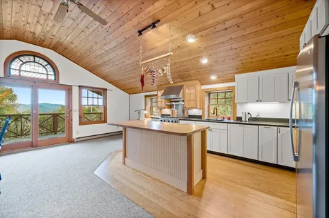 2067 Music Mountain Road Stockbridge VT 05772