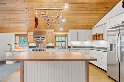 2067 Music Mountain Road Stockbridge VT 05772