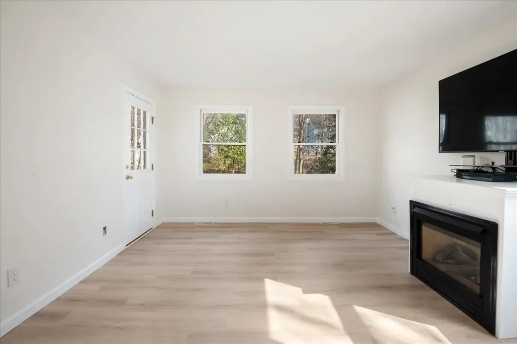 29 Aspen Drive Essex Junction VT 05452