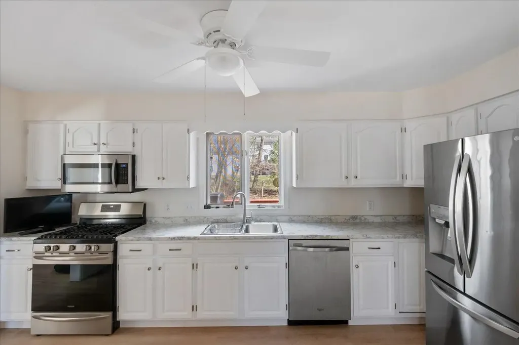 29 Aspen Drive Essex Junction VT 05452