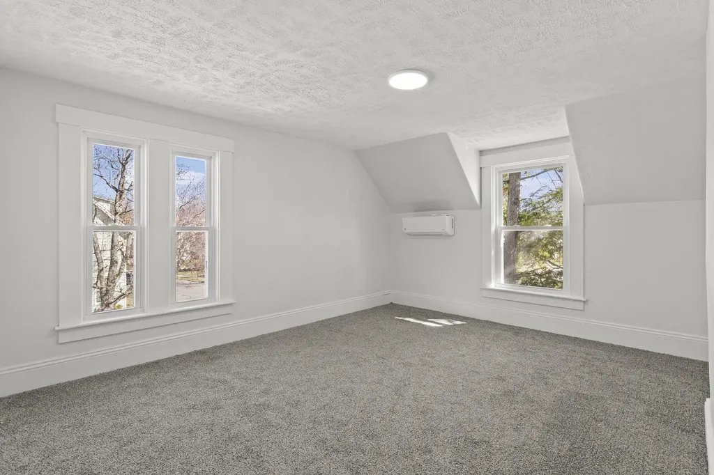 68 Liberty Street Manchester NH 03104