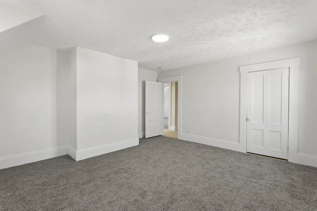 68 Liberty Street Manchester NH 03104