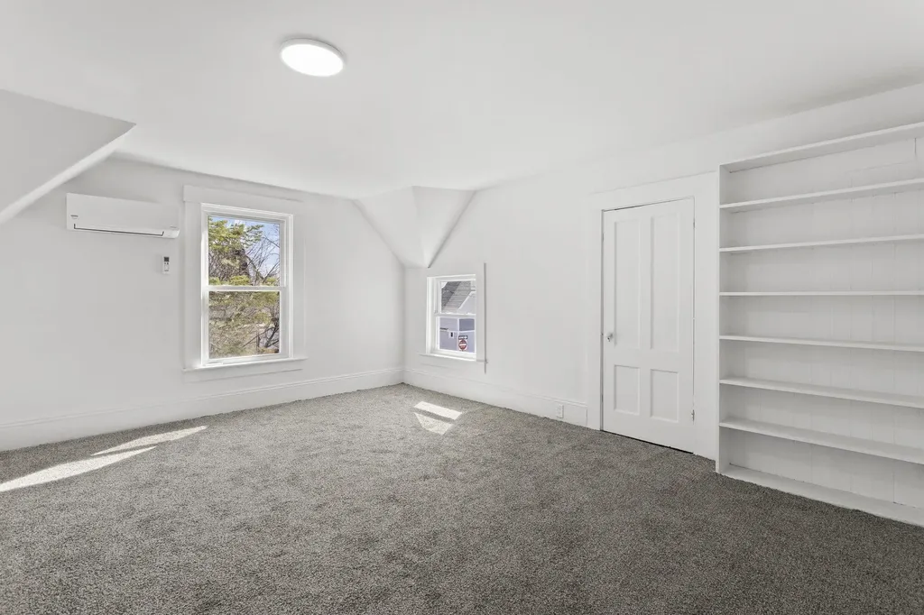 68 Liberty Street Manchester NH 03104