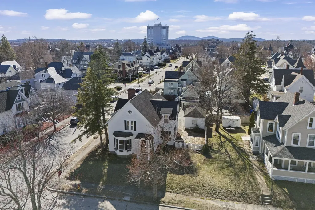 68 Liberty Street Manchester NH 03104