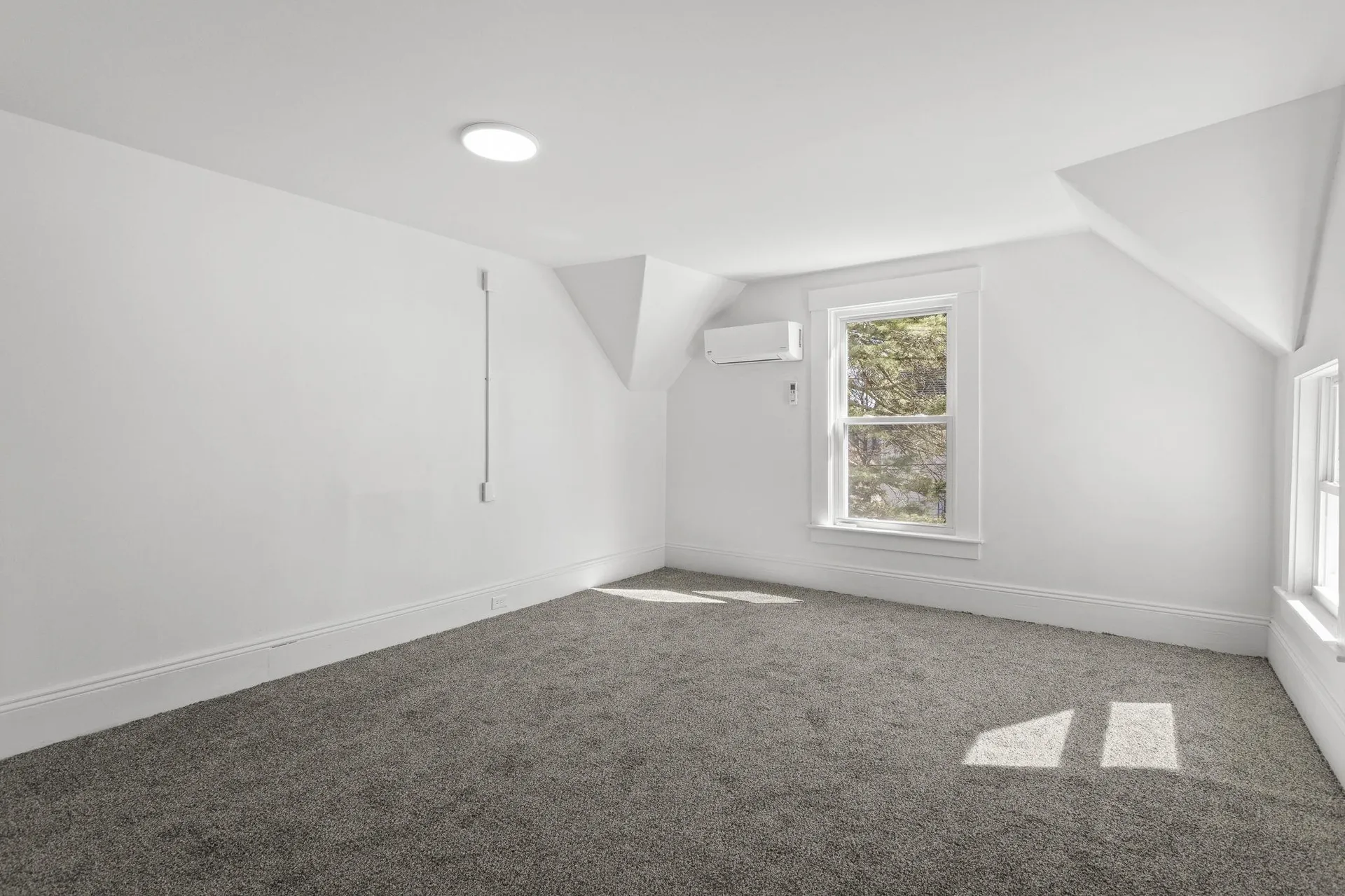 68 Liberty Street Manchester NH 03104