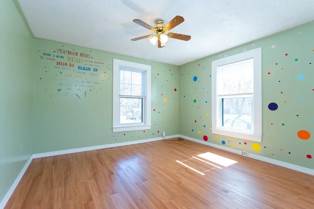 39 South Avenue Derry NH 03038