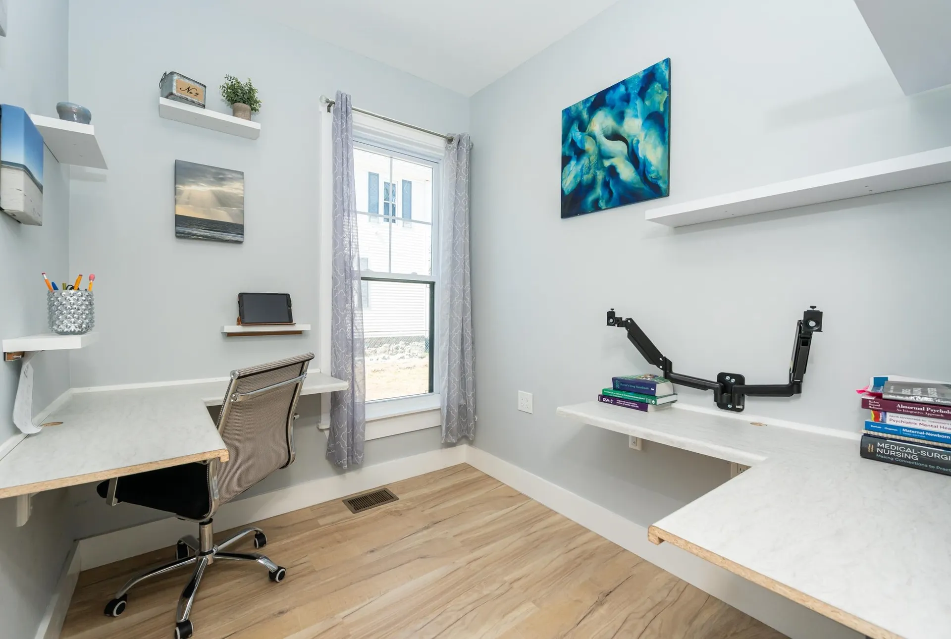 39 South Avenue Derry NH 03038