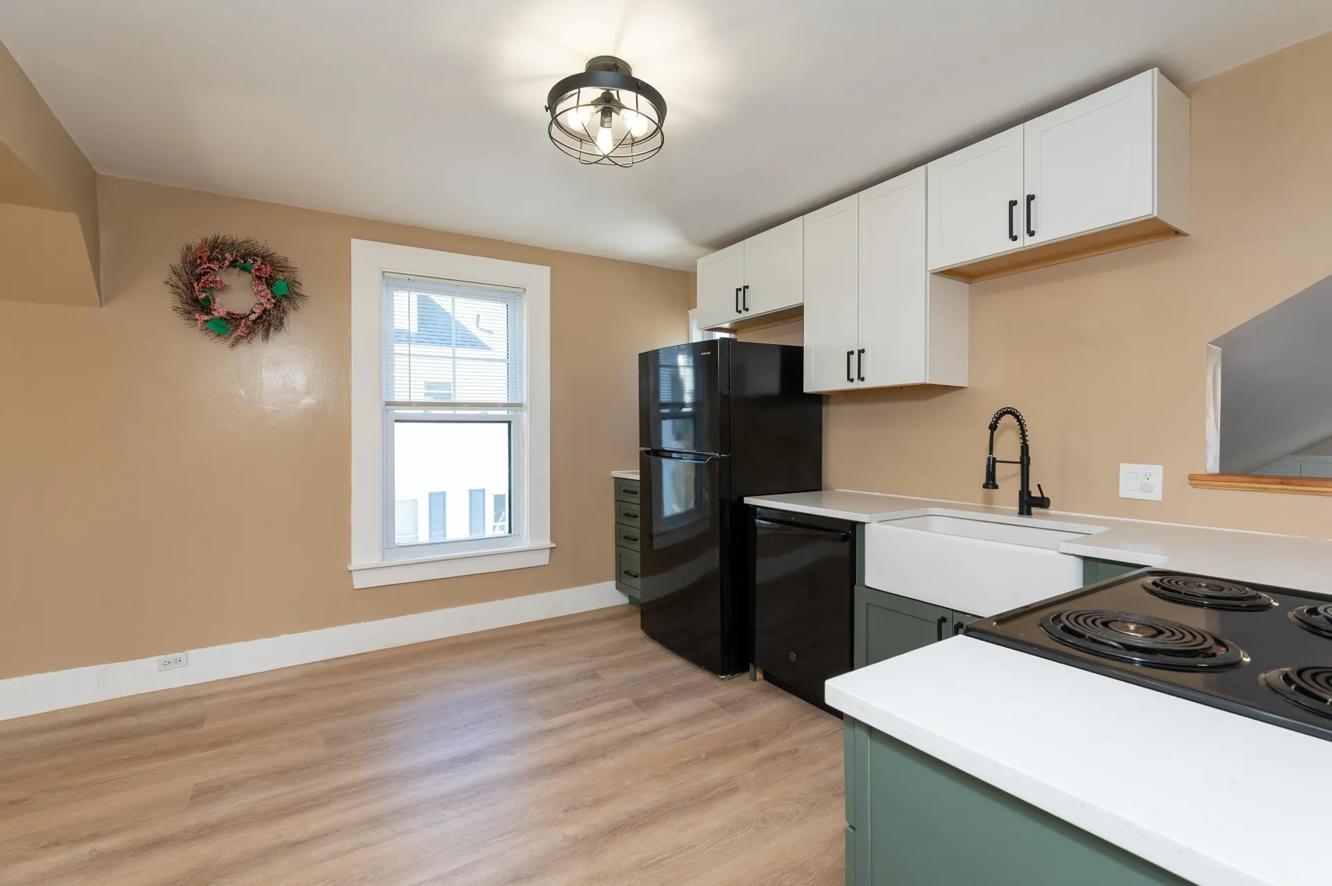 39 South Avenue Derry NH 03038