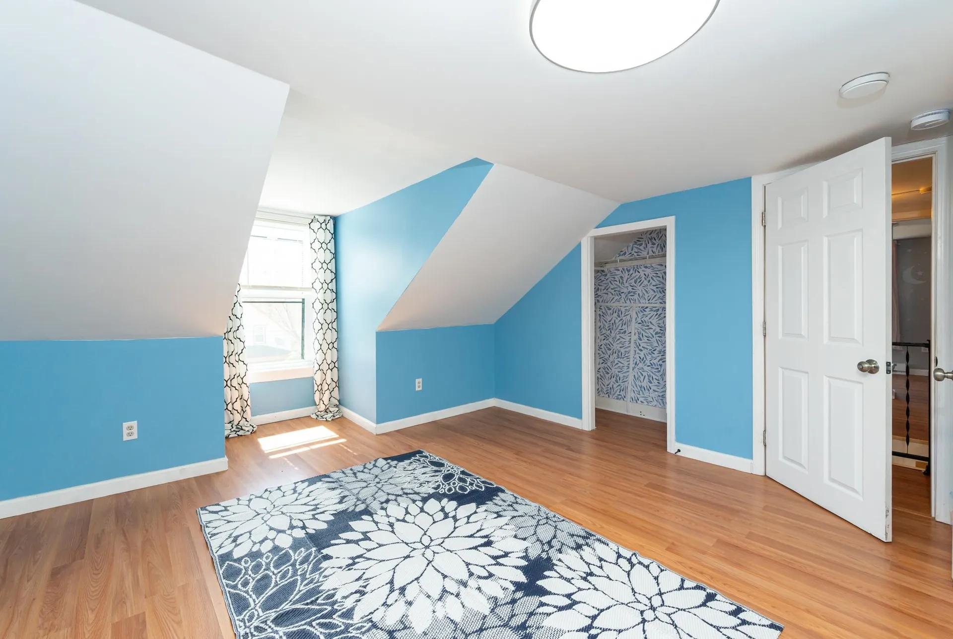 39 South Avenue Derry NH 03038