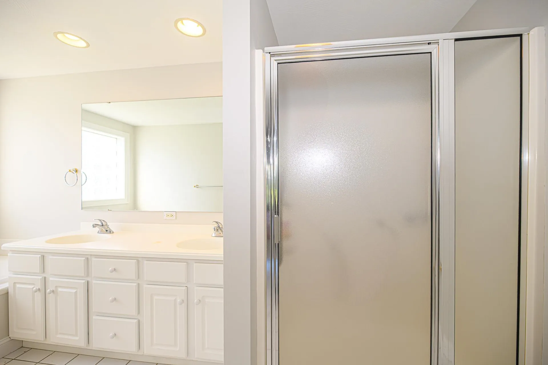 39 Hampton Meadows Hampton NH 03842