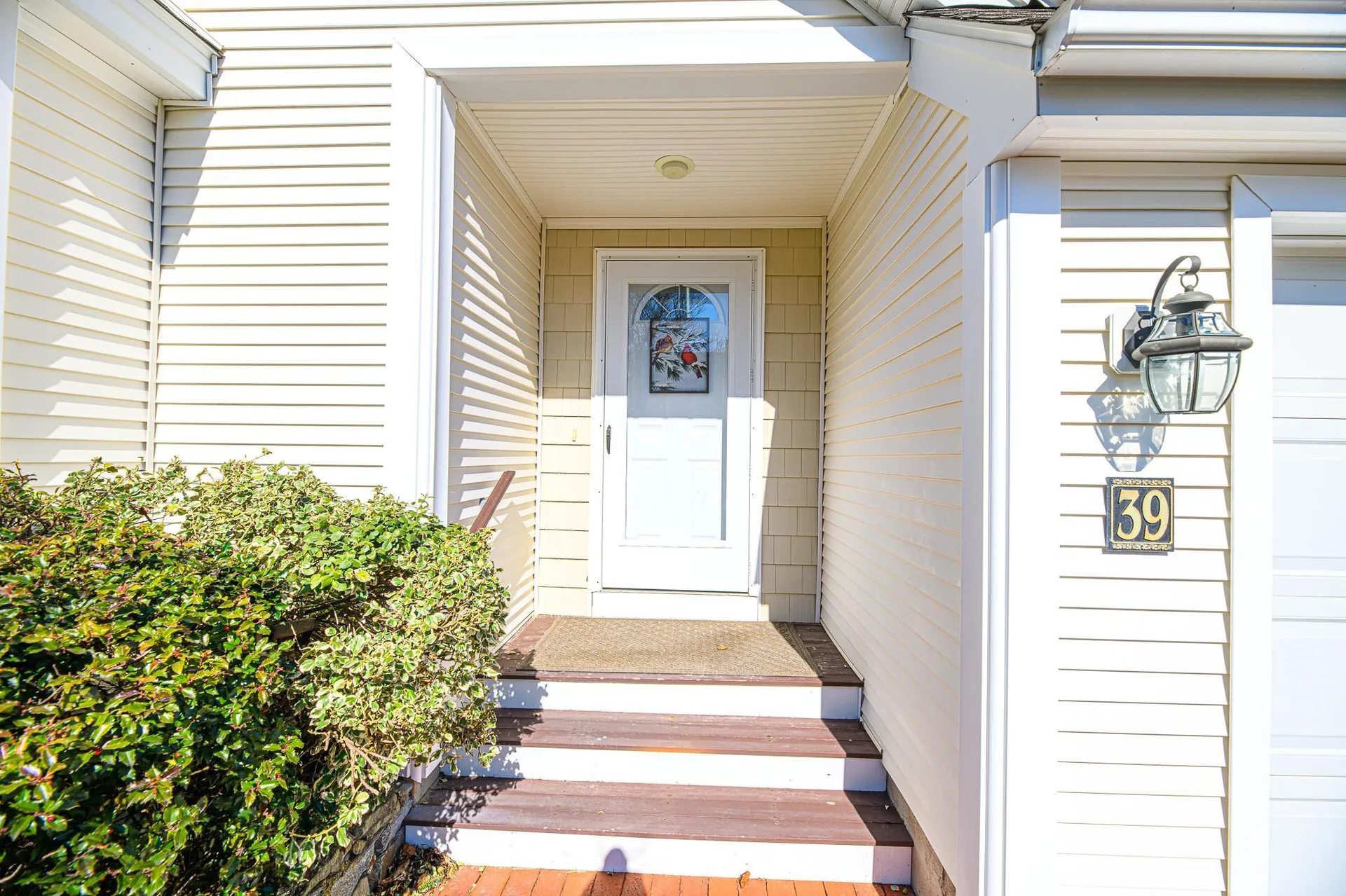 39 Hampton Meadows Hampton NH 03842