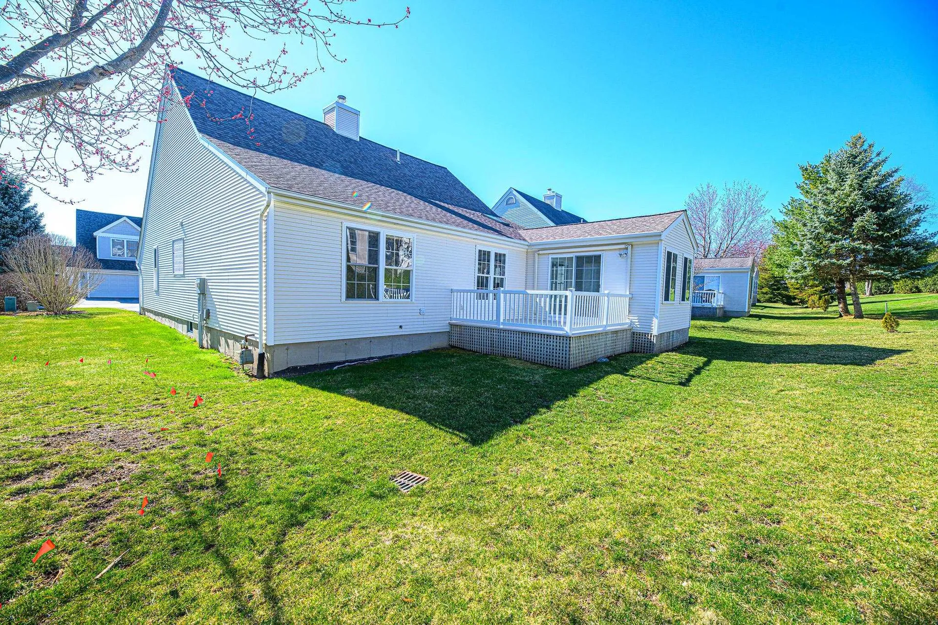 39 Hampton Meadows Hampton NH 03842