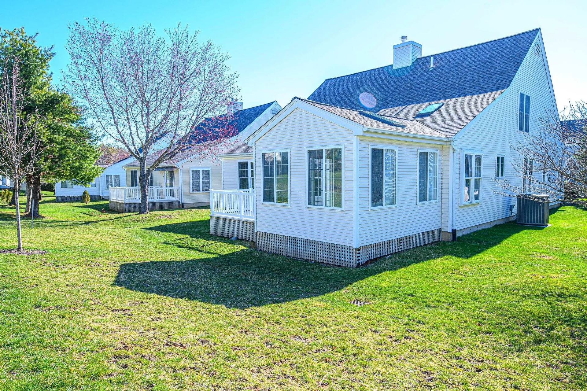 39 Hampton Meadows Hampton NH 03842