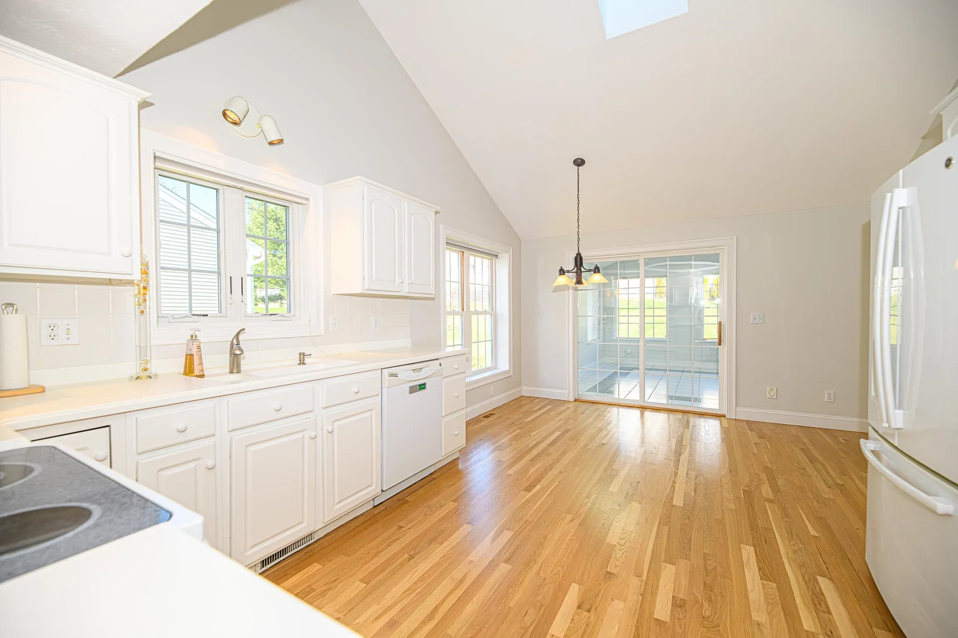 39 Hampton Meadows Hampton NH 03842