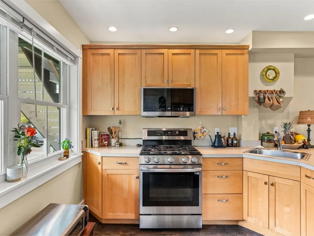 57-59 Lakeside Avenue Burlington VT 05401