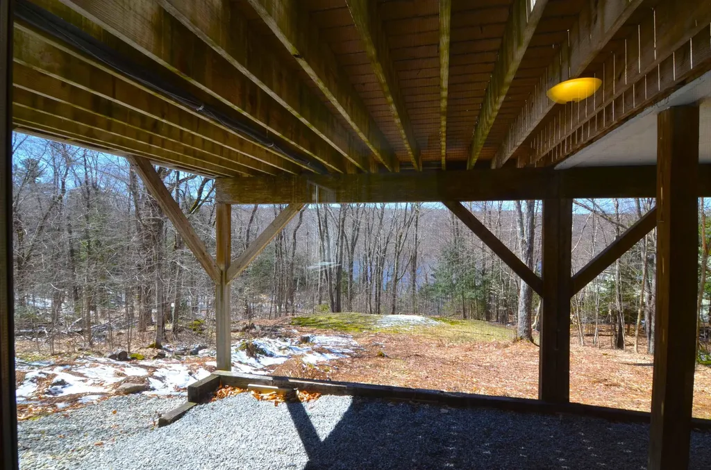 3 Trillium Lane Grantham NH 03753