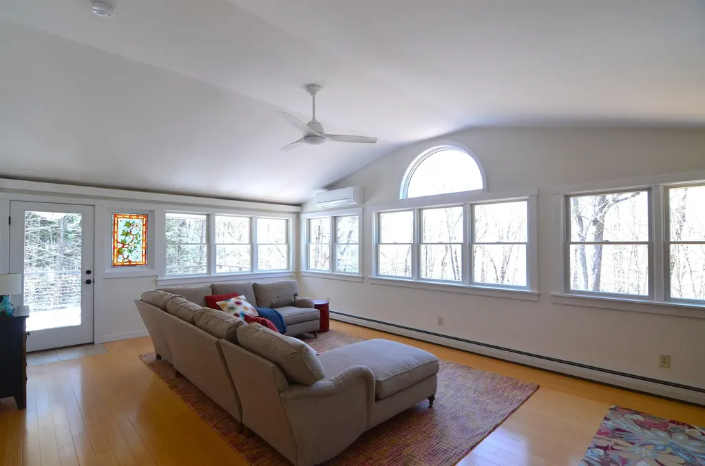 3 Trillium Lane Grantham NH 03753